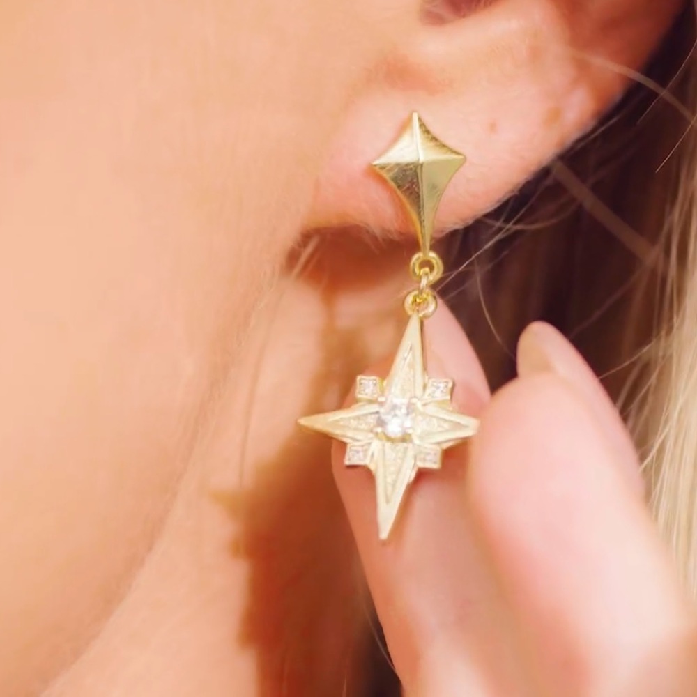 NEW 18k Gold Plated Gold Star Drop Earrings